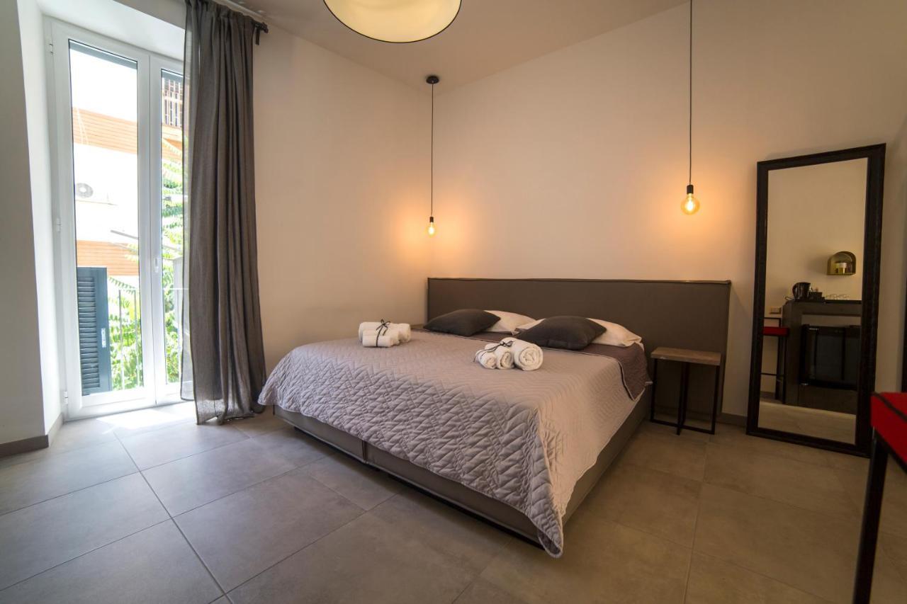 Plebiscitum 2.0 Bed & Breakfast